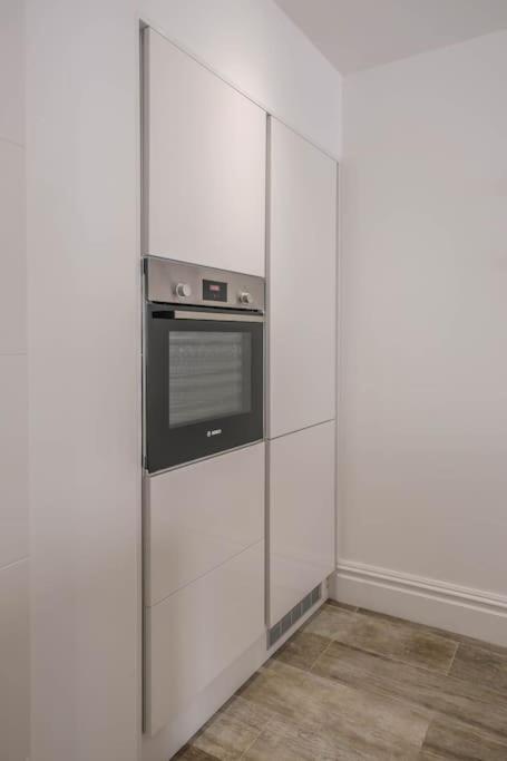 Summer Breeze Apartment, In The Historic Centre Of Lagos Ngoại thất bức ảnh