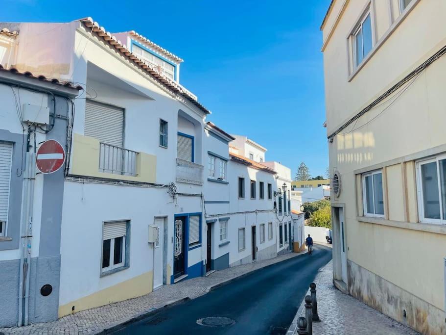 Summer Breeze Apartment, In The Historic Centre Of Lagos Ngoại thất bức ảnh